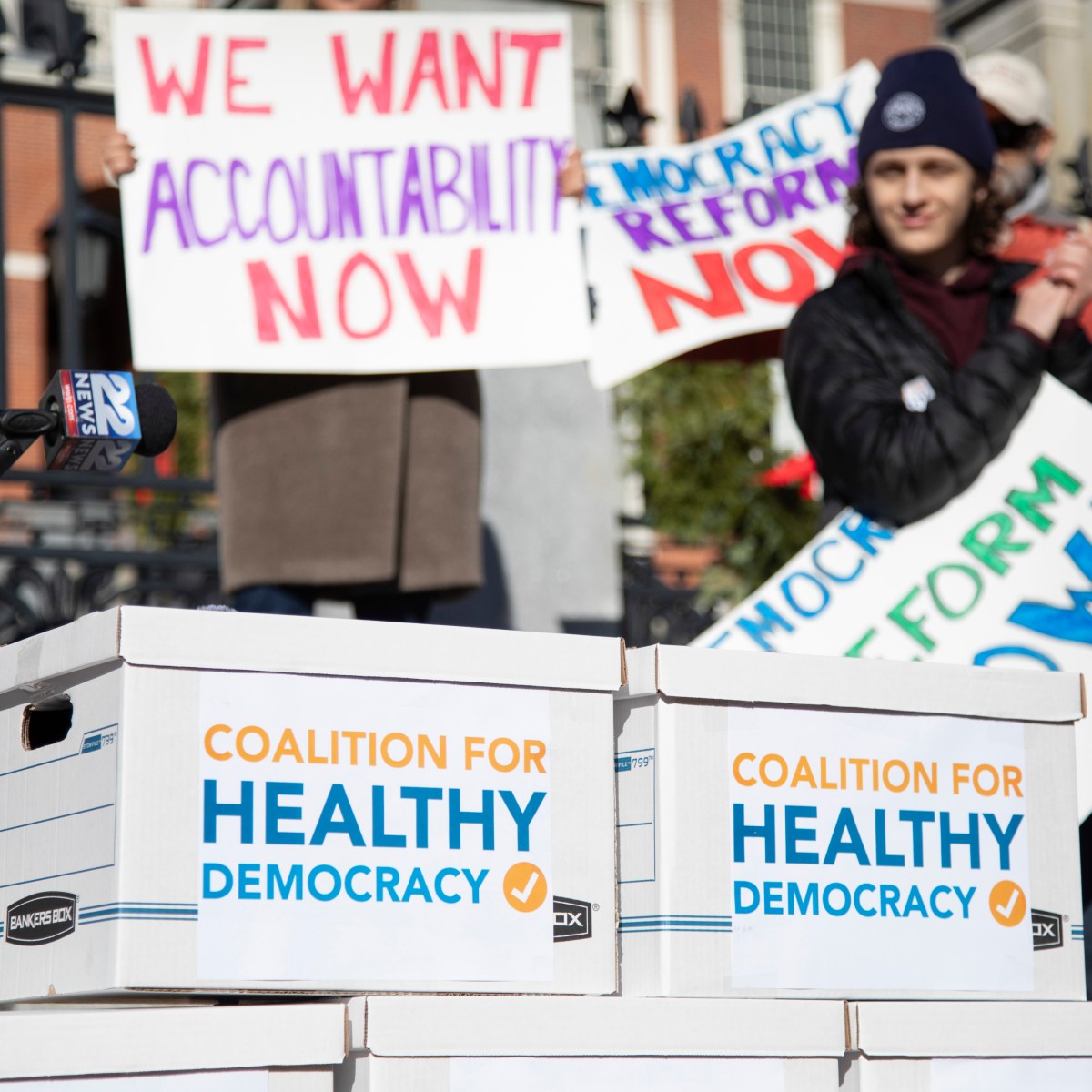 Odd bedfellows: Progressive critics join Democratic, Republican party bosses to oppose election reform ballot question