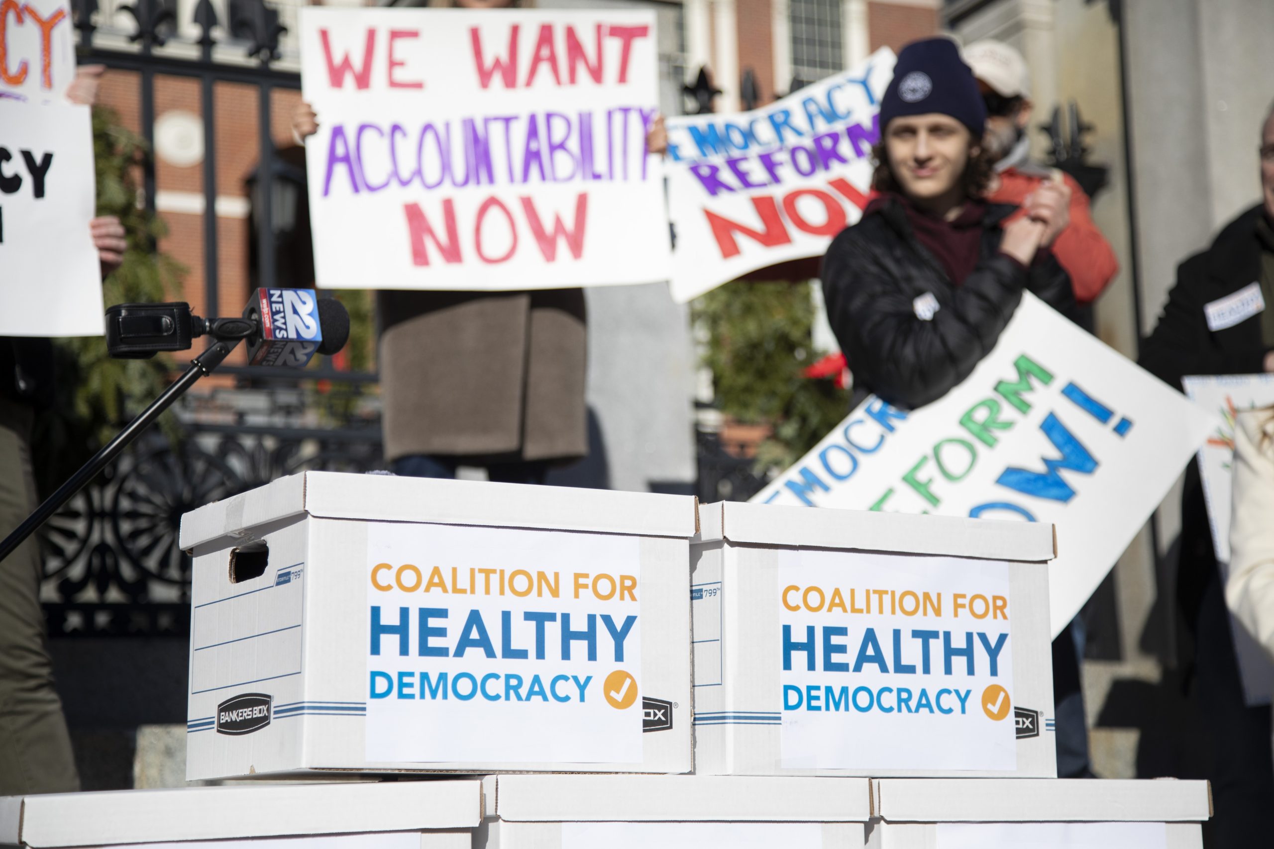 Odd bedfellows: Progressive critics join Democratic, Republican party bosses to oppose election reform ballot question